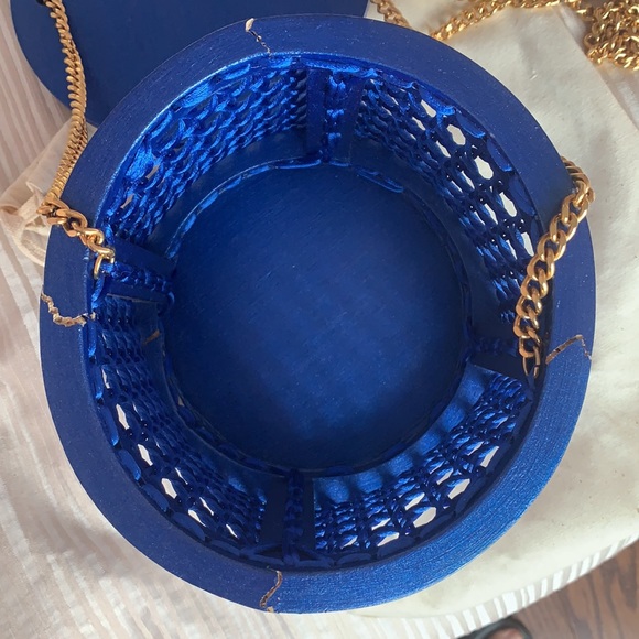 Michelle Daccarett Royal blue and gold chain bag - Picture 3 of 5